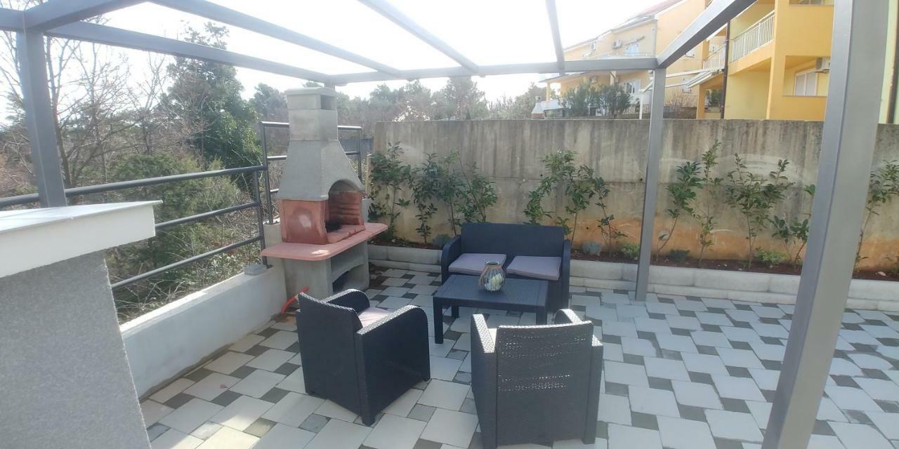 Apartments Ibis Čižići エクステリア 写真