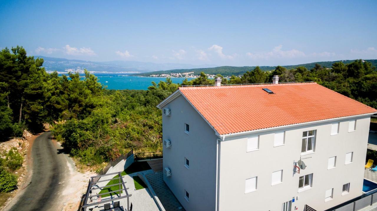 Apartments Ibis Čižići エクステリア 写真